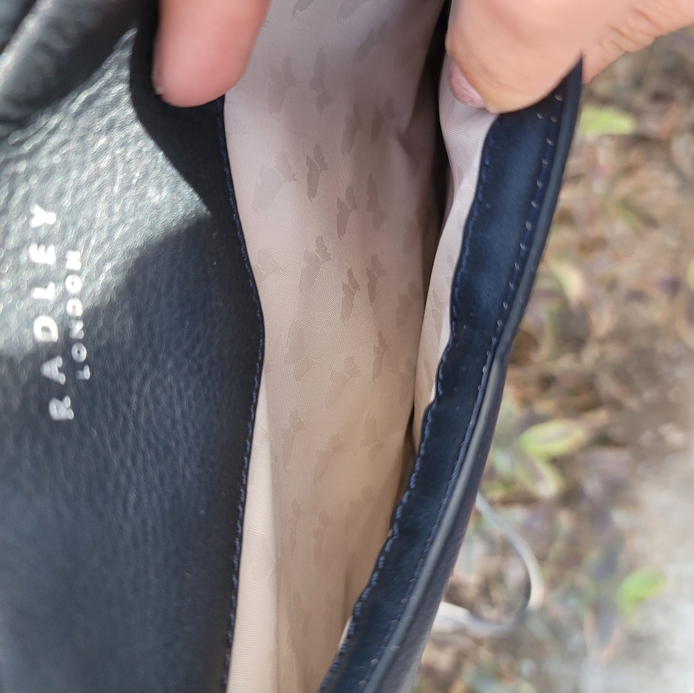 Radley London Black Crossbody Bag - Picture 8 of 13